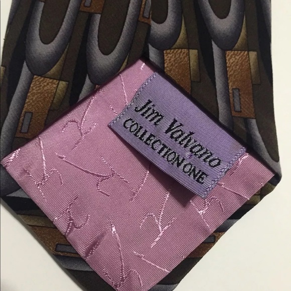 Jimmy V Jim Valvano Collection One Silk Tie - Picture 7 of 8